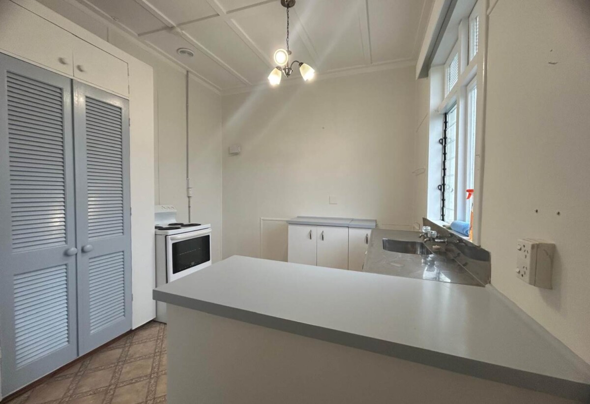 For rent, Water Included!, 1 bed 1 bath unit, available now, 2/45 Mangere Road, Otahuhu, Auckland