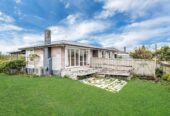3 beds house on 1060m2 section, minutes from Manukau shopping centre, 28 Cornwall Road, Papatoetoe, Auckland
