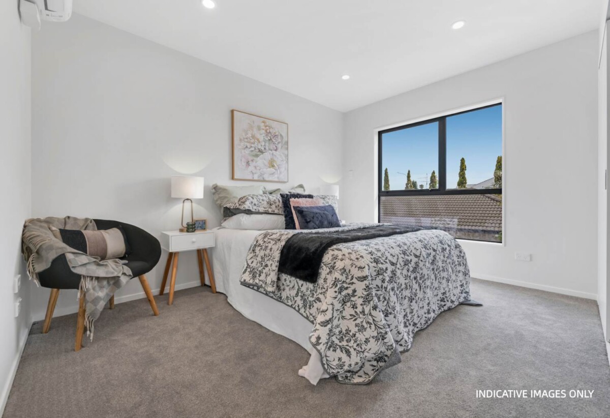 Walk to Meadowlands Shopping Plaza, CCC and Title Issued, Motivated Vendor, Bring Your Offer, 36C Whitford Road, Somerville, Auckland