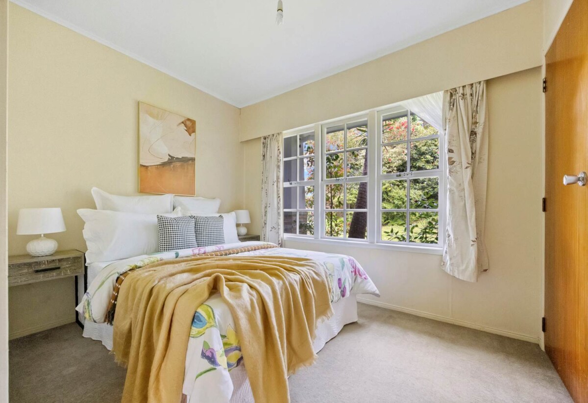 Do Up, Develop, or Simply Enjoy, 3 bedrooms plus a study house on 825m2 land, 8 Ashby Avenue, St Heliers, Auckland