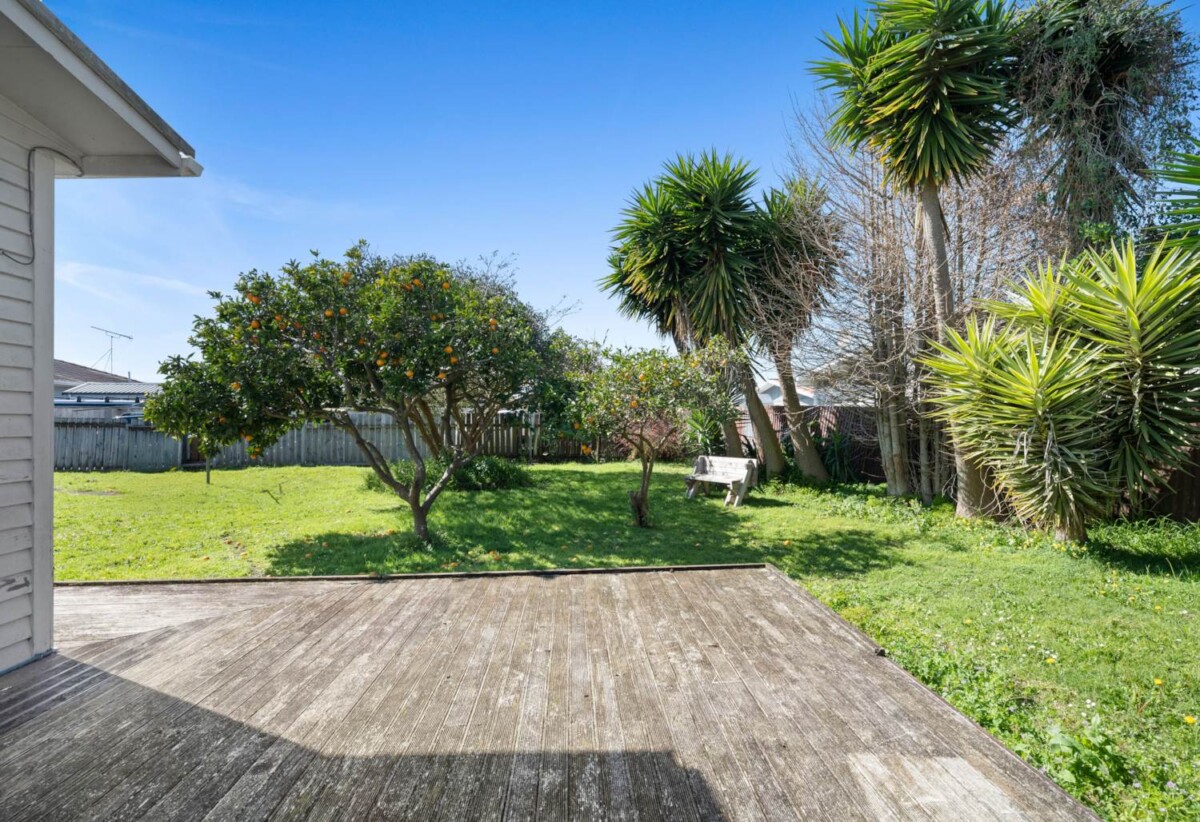 3 bedrooms house on 794m² section, with RC for 6 New Homes, 3 Jury Place, Favona, Auckland