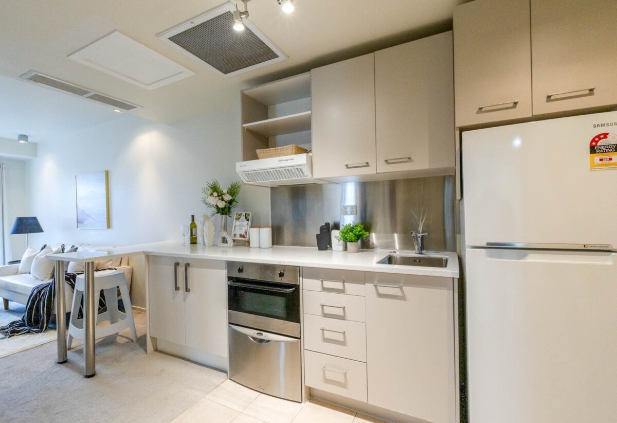 Auckland Girls’ Grammar School zone, Freehold 2 beds 1 bath apartment, 512/188 Hobson Street, City Centre, Auckland