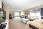 Just minutes to Botany Junction, Botany South, and Botany Town Centre, 9 Brookview Drive, Flat Bush, Auckland
