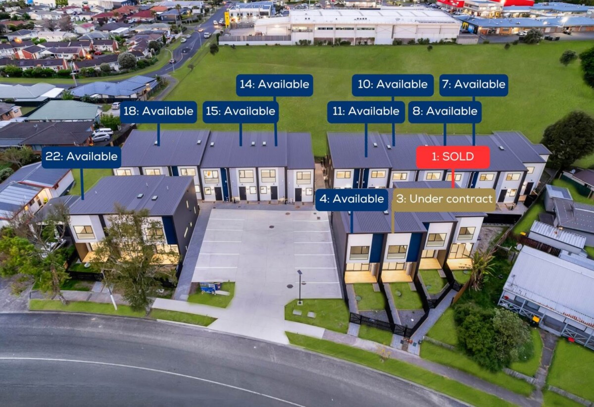 Brandnew 2 beds + study 1.5 baths home with car park, Just a short walk to PAK’nSAVE, The Warehouse, cafés, eateries, and the activity centre, with excellent transport links nearby, 22/17 Barneys Farm Road, Clendon Park, Auckland