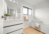Refreshed with new carpet, modern kitchen, new lighting, and freshly painted interiors, 1/628 Manukau Road, Epsom, Auckland