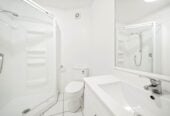 Recently renovated, Walk to Constellation Bus Station, Sunnynook shops, park & community centre, 1C/223 Sunset Road, Sunnynook, Auckland