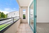 Recently renovated, Walk to Constellation Bus Station, Sunnynook shops, park & community centre, 1C/223 Sunset Road, Sunnynook, Auckland