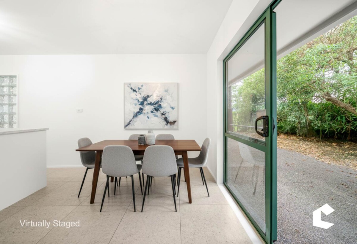 Recently renovated, Walk to Constellation Bus Station, Sunnynook shops, park & community centre, 1C/223 Sunset Road, Sunnynook, Auckland