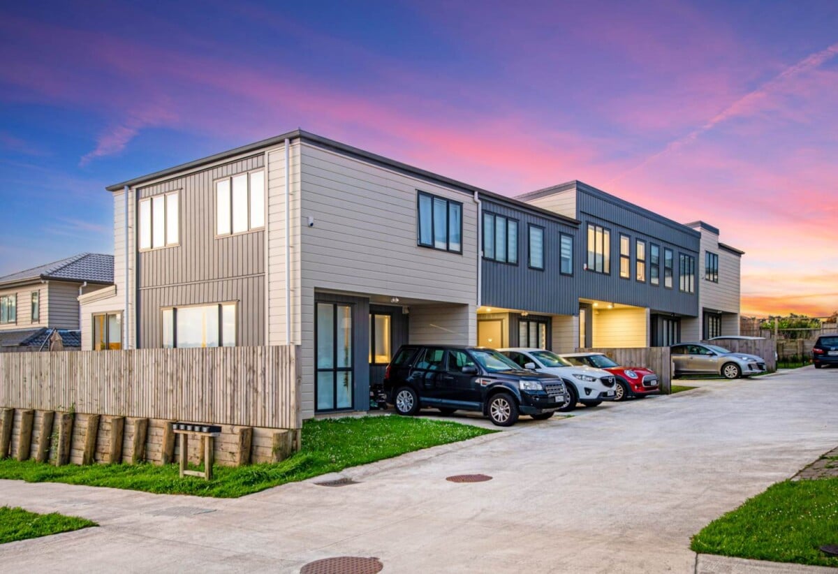 Excellent schools, great shops, first-class amenities and a reserve right at your doorstep, 4C Whakatupu Road, Flat Bush, Auckland