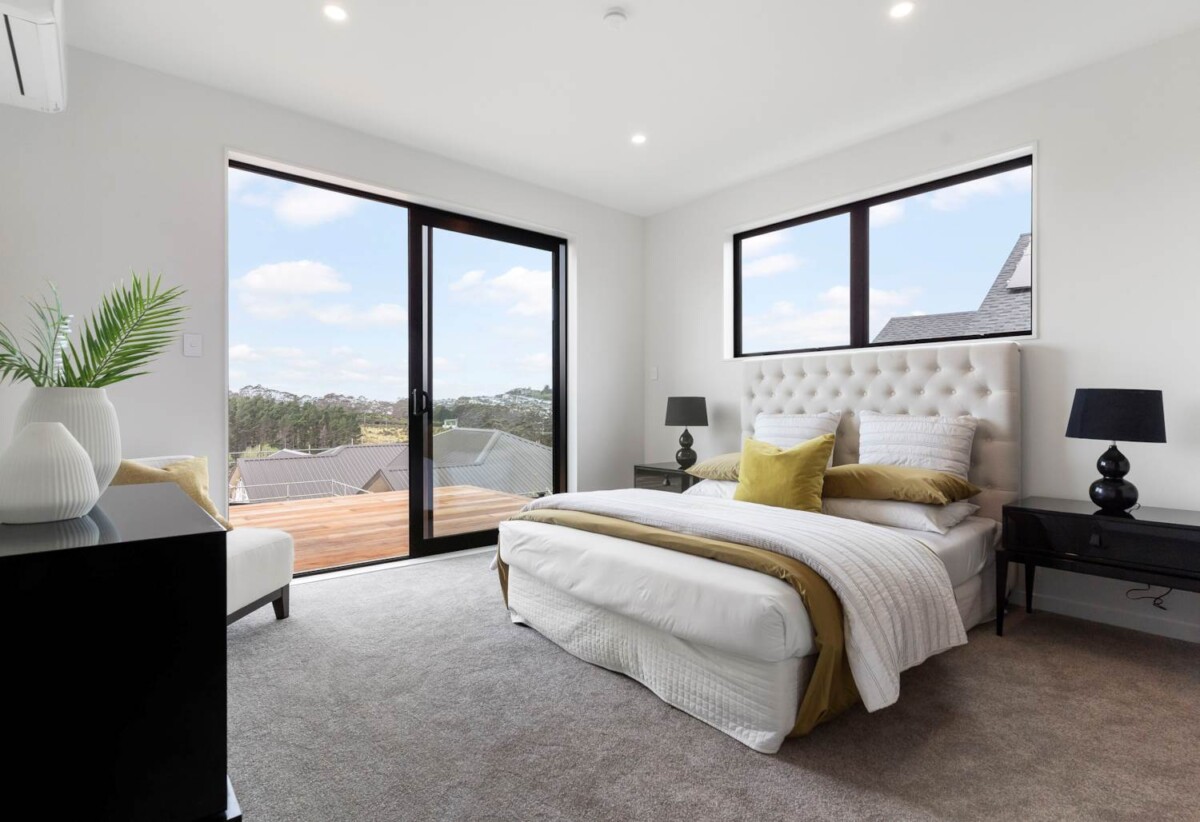 Single Level Premium Living in Arahill, 4 bedrooms on 518m² land, 4 Tahuna Avenue, Orewa, Auckland