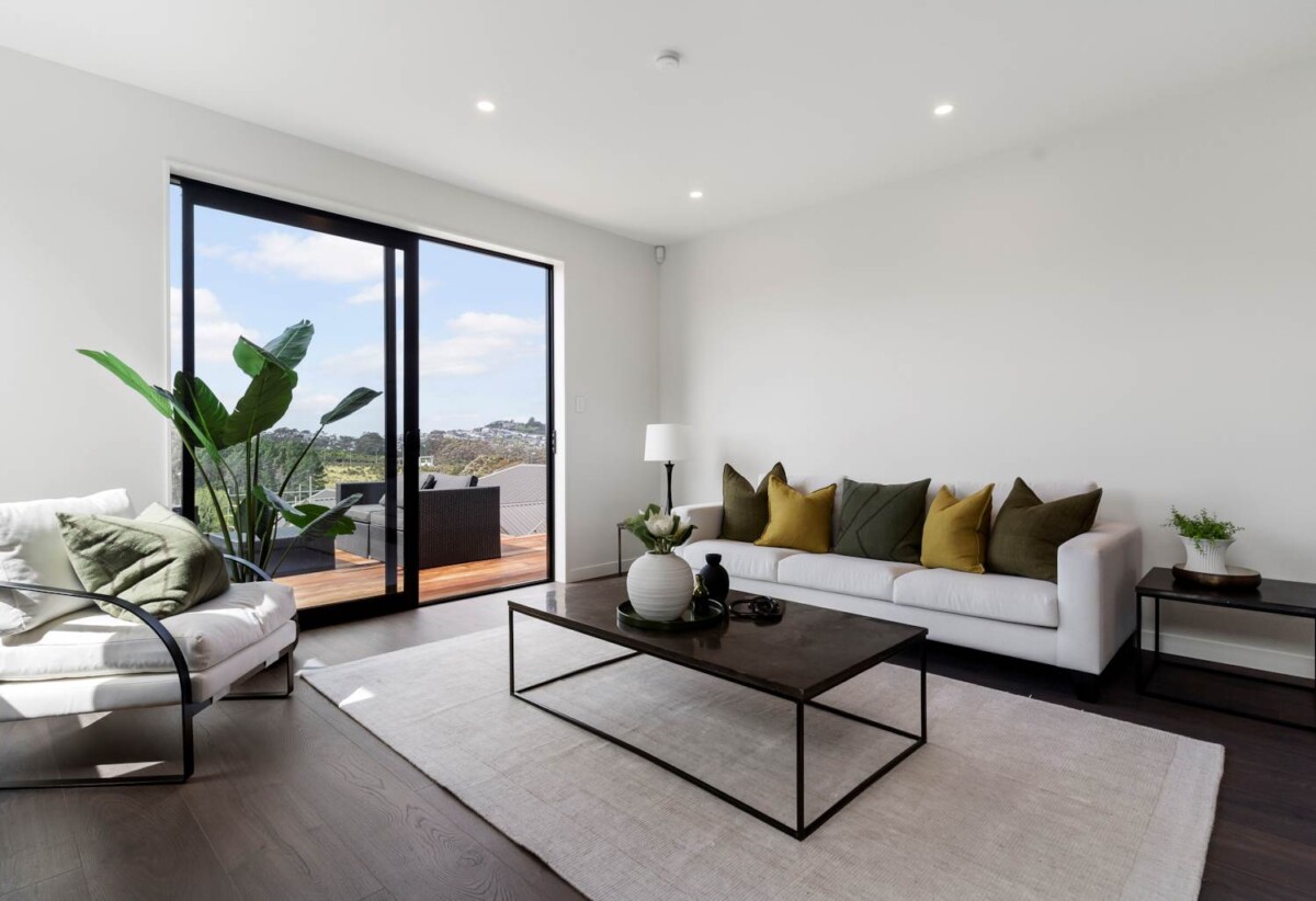 Single Level Premium Living in Arahill, 4 bedrooms on 518m² land, 4 Tahuna Avenue, Orewa, Auckland