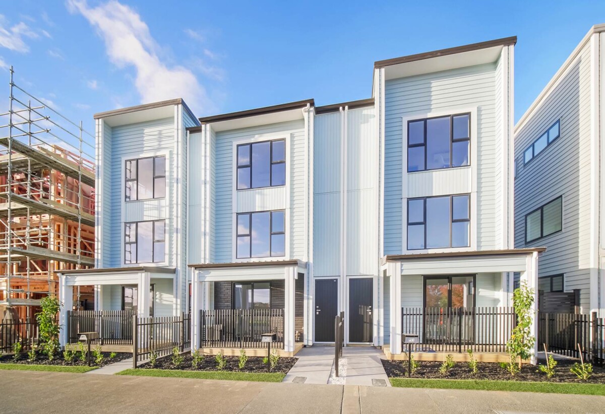 Brandnew 5 bedrooms home, new amenities coming soon, including a new mall, Costco, and train station, 139 Bremner Road, Karaka, Auckland