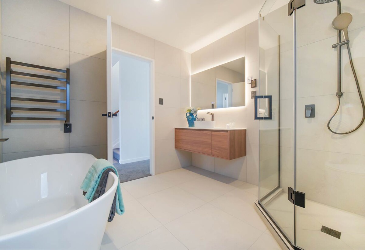 Brandnew 5 bedrooms home, new amenities coming soon, including a new mall, Costco, and train station, 139 Bremner Road, Karaka, Auckland