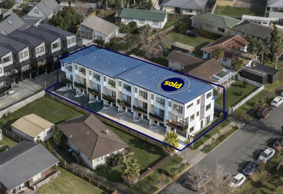 10-year Stamford warranty., Brandnew 3 beds 2.5 baths home with garage, move-in ready, minutes to Sylvia Park Mall, schools, motorway access, 0.9 km to Sylvia Park School, Lots 5-8/9 Allright Place, Mt Wellington, Auckland