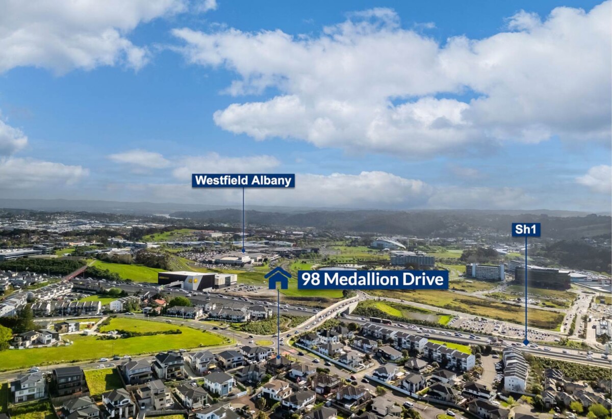 Rangitoto Zone & Beautifully Renovated, 98 Medallion Drive, Albany, Auckland