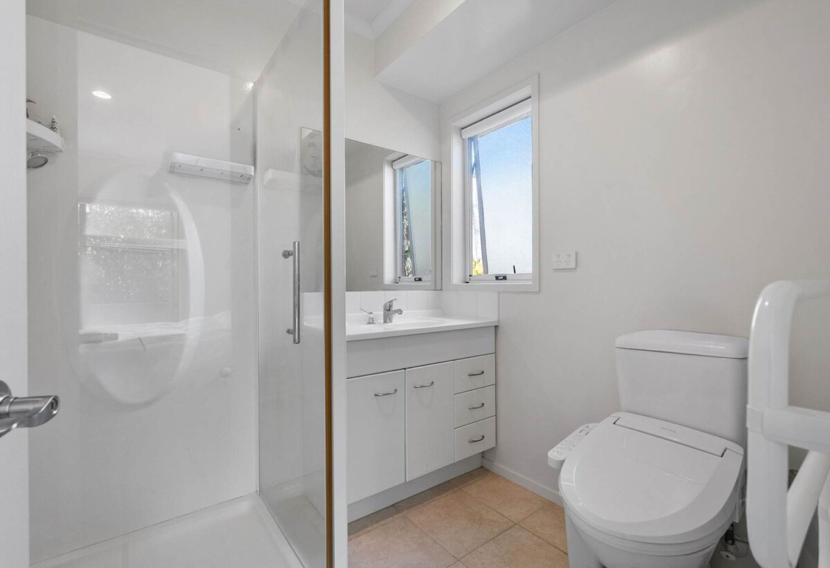 4 bedrooms main home and 2 bedrooms income home, Walk to Pinehill School, local shops, and public transport, moments to Albany centre, 19 Ballymore Drive, Pinehill, Auckland