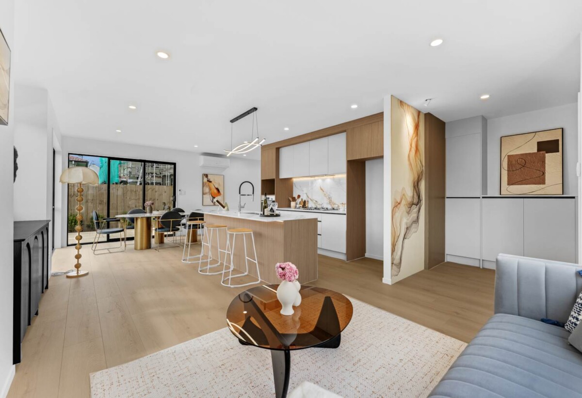 Brand-New with Private Ensuite Downstairs, Lot 1, 25 Tomintoul Place, Highland Park, Auckland