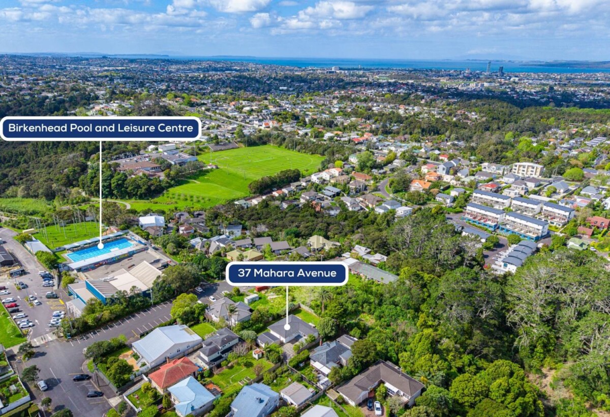 Freshly painted with new carpet throughout, just moments from the heart of Birkenhead, 3 bedrooms on 845m2 land, 37 Mahara Avenue, Birkenhead, Auckland