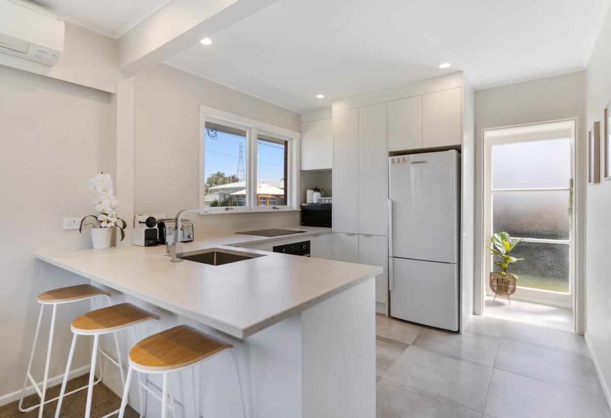 Just moments from Pakuranga Plaza and local amenities, 1/9 Anthony Place, Pakuranga, Auckland