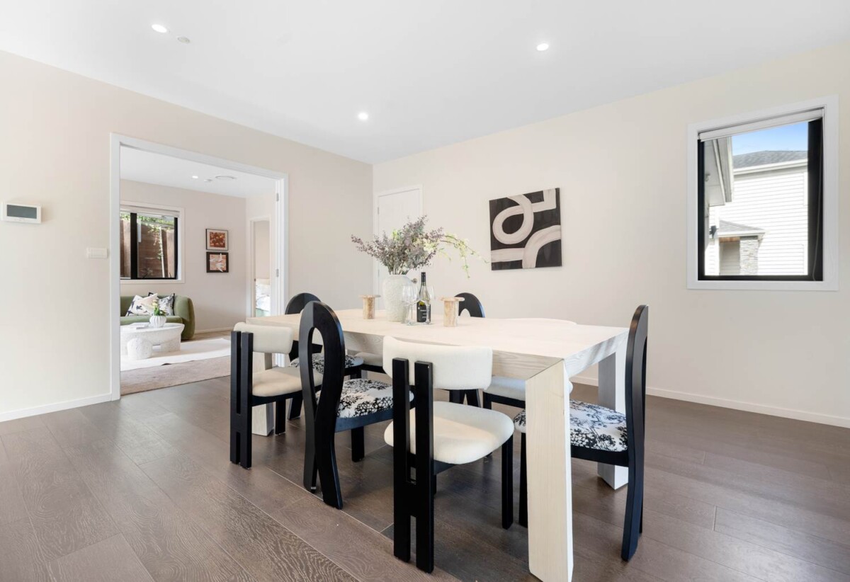 For rent, 3 bedrooms 1 bathroom house, 51 Clayton Ave, Otara, Auckland, Available from 14th Nov