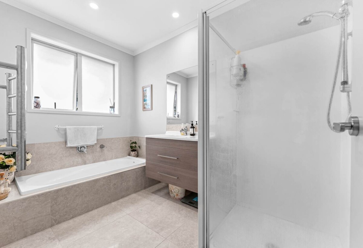 Stylish Family Living with Motivated Vendor, 8 Mark Ball Drive, Pokeno