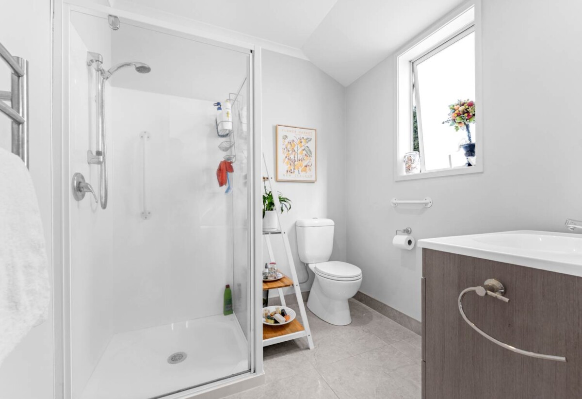 Stylish Family Living with Motivated Vendor, 8 Mark Ball Drive, Pokeno