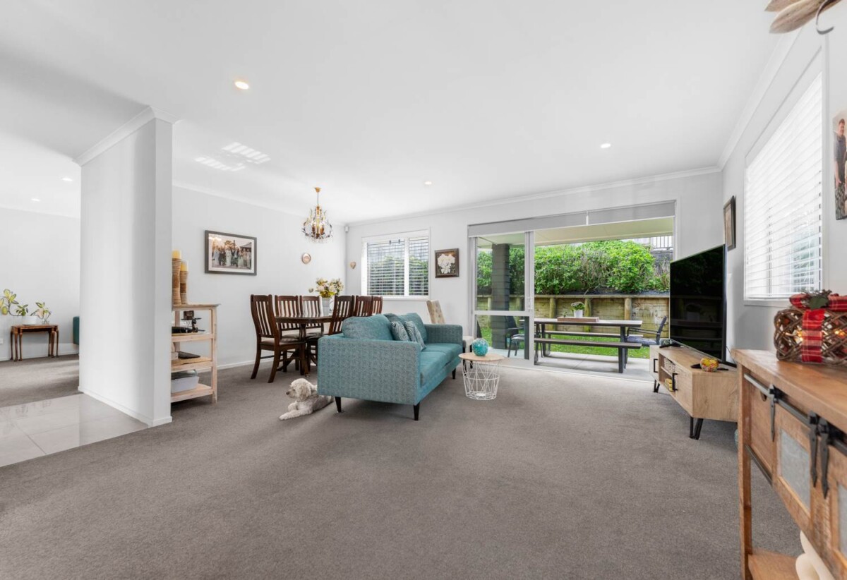 Stylish Family Living with Motivated Vendor, 8 Mark Ball Drive, Pokeno