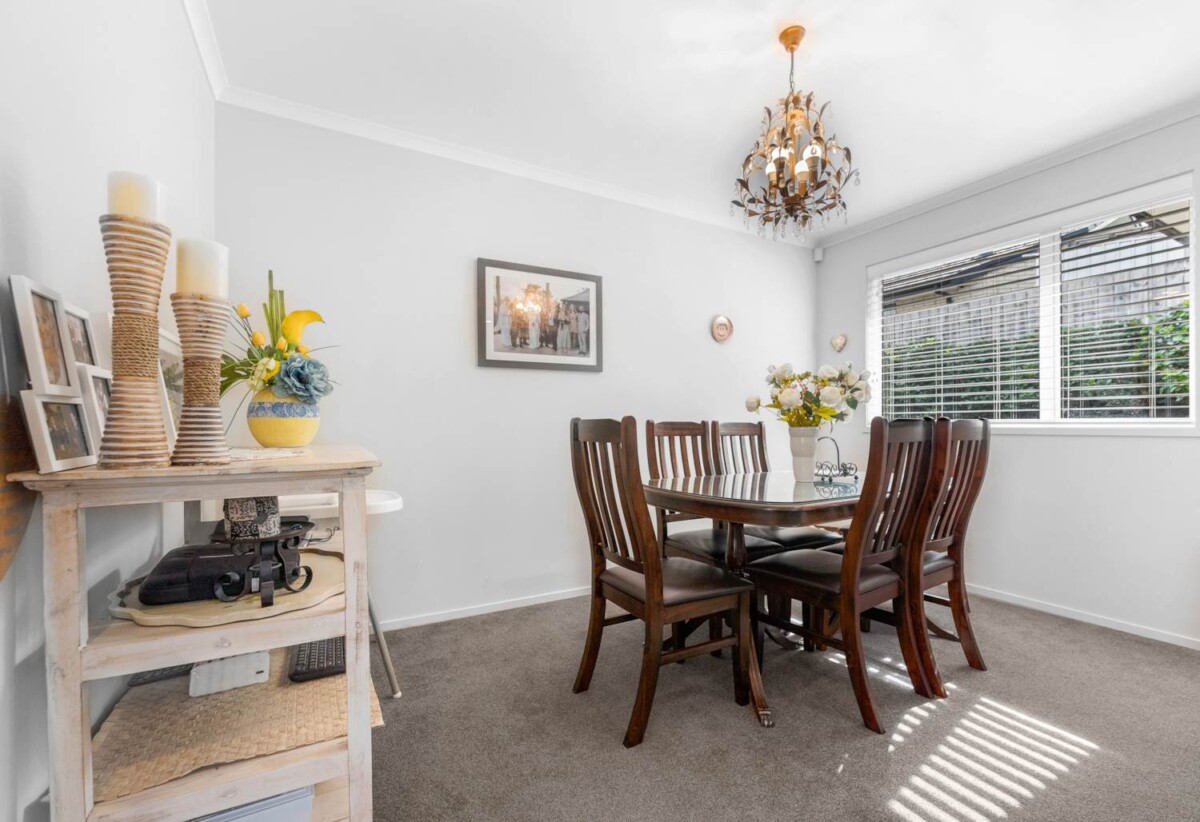 Stylish Family Living with Motivated Vendor, 8 Mark Ball Drive, Pokeno