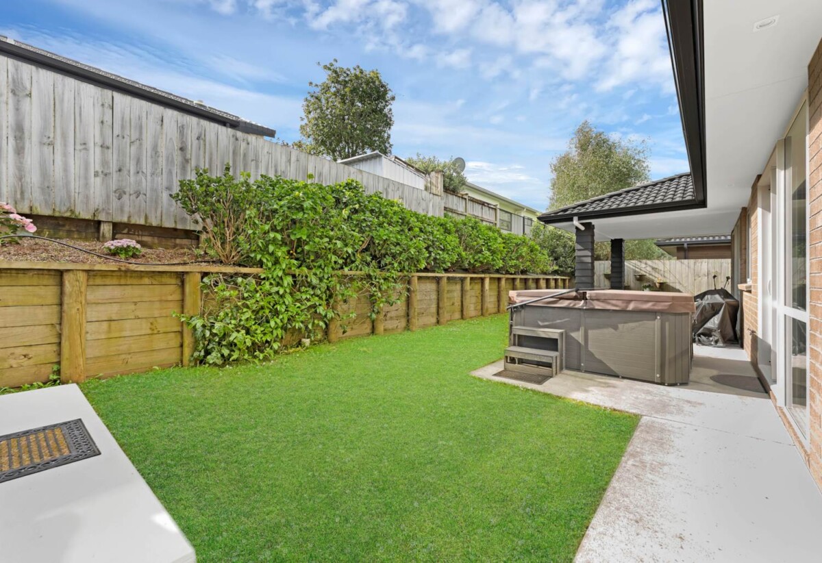 Stylish Family Living with Motivated Vendor, 8 Mark Ball Drive, Pokeno