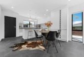 150m2 Standalone Brandnew 4 beds 2.5 baths home with garage, Central Air Conditioning, Brand New Blinds (Vendor Gift), close to local shopping centres, supermarkets, schools, parks, motorway access, 41A Trias Road, Totara Vale, Auckland
