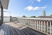3 bedrooms house combines convenience, comfort, and location, 53 Union Road, Howick, Auckland