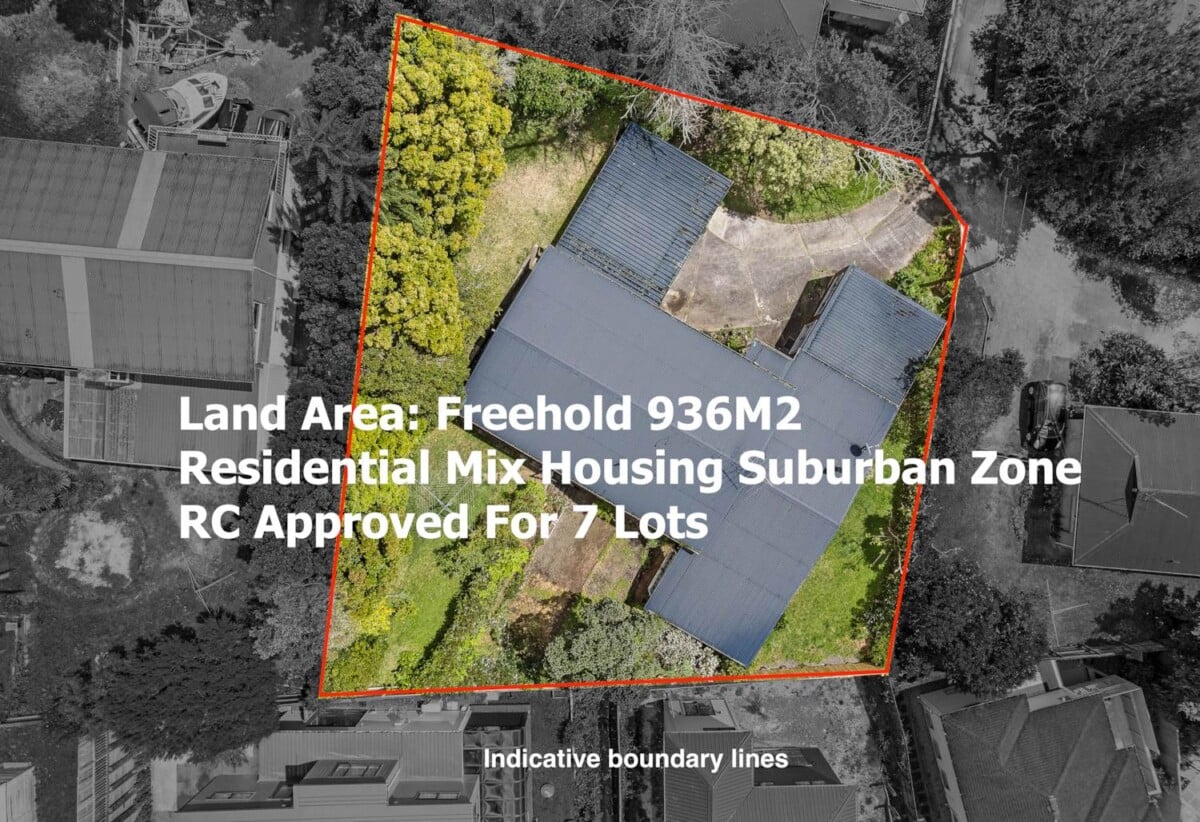 5 bedrooms house on 936m² land, with RC for 7 Lots, 17 Ellice Road, Totara Vale, Auckland