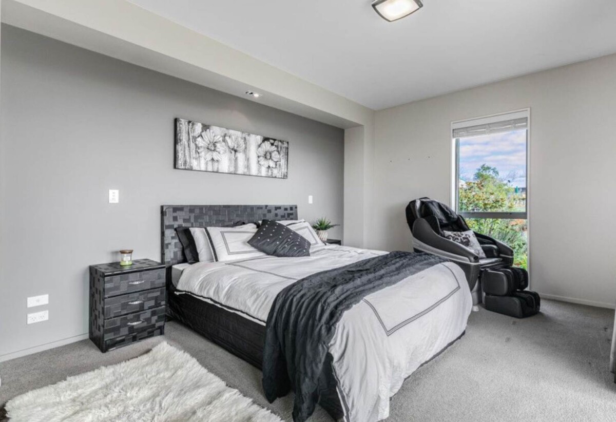 5 bedrooms lifestyle house on 4518m² section, A Sanctuary of Space, Style, and Serenity, 75 Whitford Park Road, Whitford, Auckland