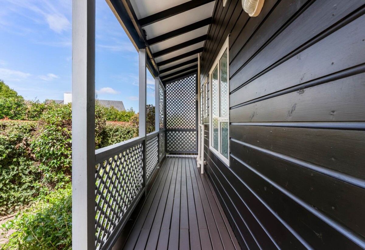 Charming 3 bedrooms home, Top School Zone, moments from shops, transport, 6/110 Norman Lesser Drive, St Johns, Auckland