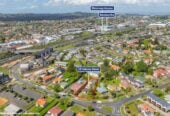 5 bedrooms Home & Income on 895m² section, Dual Income + RC for 7 new homes, 28 Valonia Street, New Windsor, Auckland