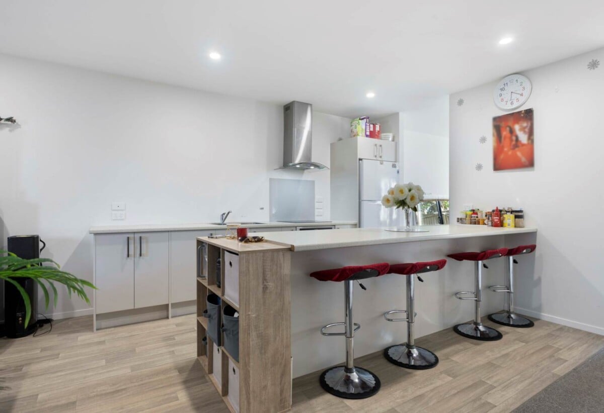 Vendors are based in Australia and ready to move on, 4 bedrooms Modern Comfort Meets Parkside Living, 70B Arimu Road, Papakura, Auckland