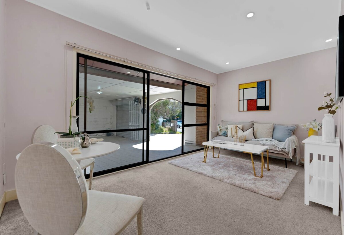 Macleans Zone, 3 bedrooms house on 607m² section, Renovate, Develop or live, 26 Maugham Drive, Bucklands Beach, Auckland