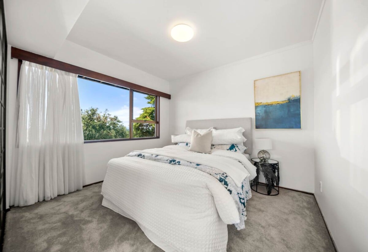 5 bedrooms Classic Kiwi Home on 1105m² section, minutes from Browns Bay beach, 54 Sartors Avenue, Browns Bay, Auckland