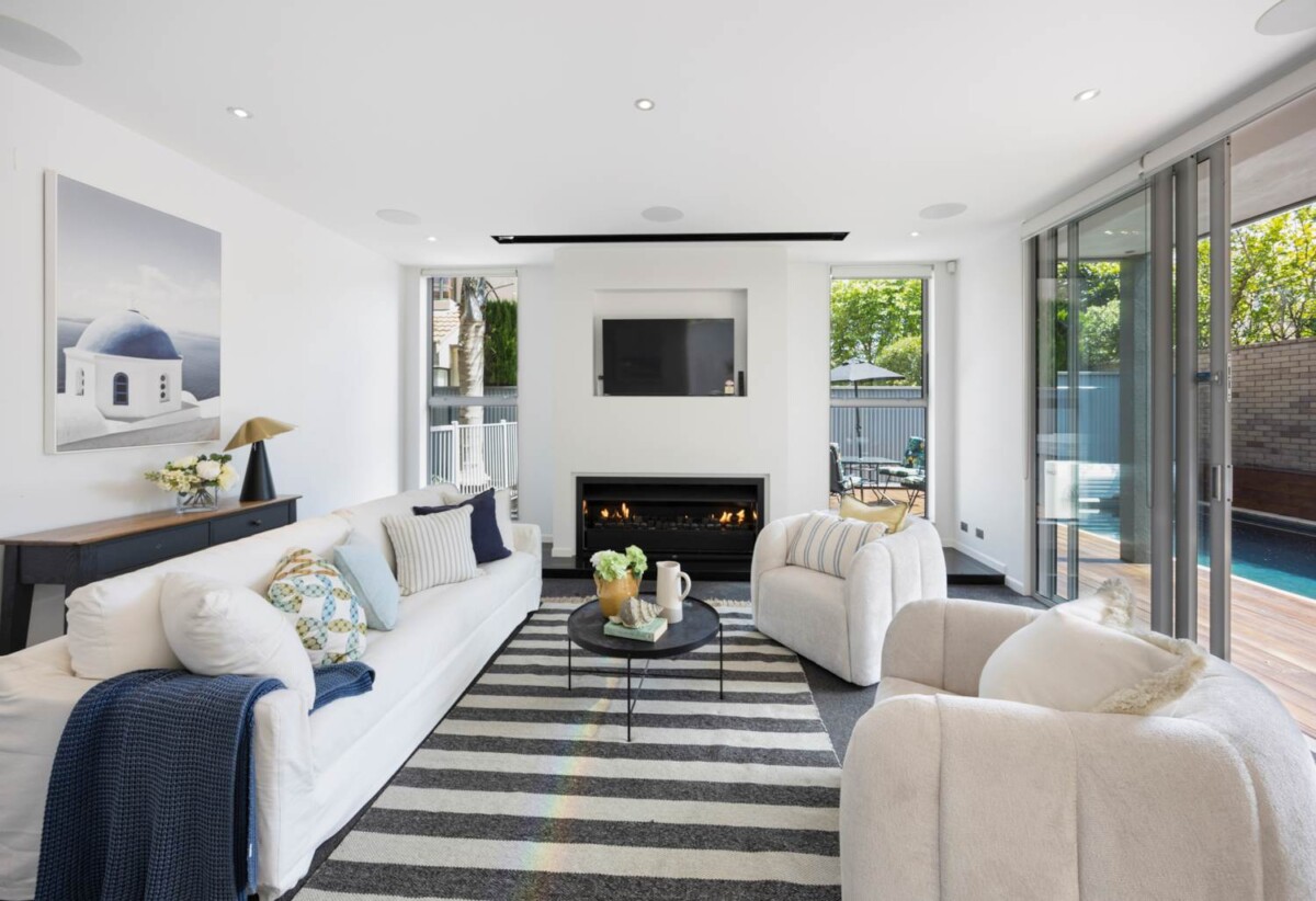 Double grammar school zone, Exceptional Solid 5 bedrooms Masonry Residence on 502m2 section, 15 Queen Mary Avenue, Epsom, Auckland