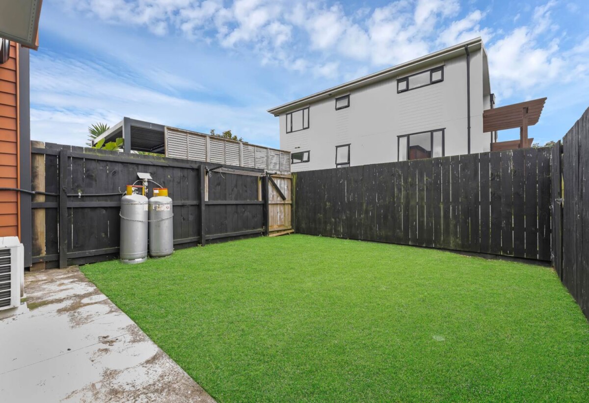 Brandnew 3 bedrooms, move-in ready, convenient location, 22D Ngaio Street, Otahuhu, Auckland
