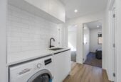 Standalone 1 x 3-beds house + 2 x standalone 2-beds plus study houses on one title and 888m² section, Cash Cow with Huge Development Potential, 10 Francis Street, Takapuna, Auckland