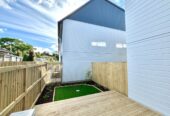 For rent, 2 beds 1.5 baths townhouse, available 20th October, 1/73 Glendale Road, Glen Eden, Auckland
