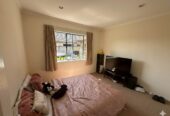 For rent, 4 bedrooms 2 bathrooms house, available 13th November, 13 Fernloche Place, Flat Bush, Auckland