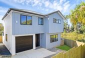 Brandnew Freestanding 5 bedrooms House with Bush Views, minutes from Shopping Centres, parks, schools, Lot 3/76 Ennis Avenue, Pakuranga Heights, Auckland