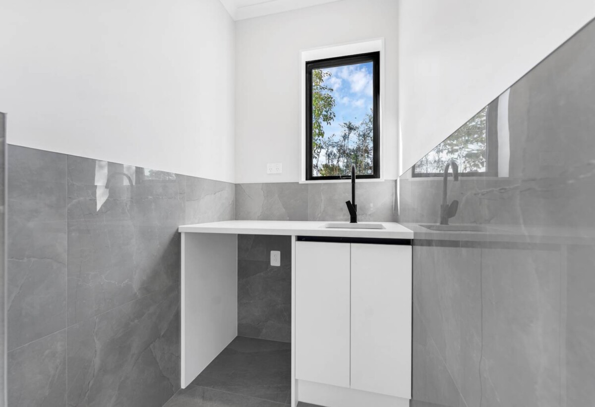 Brandnew Freestanding 5 bedrooms House with Bush Views, minutes from Shopping Centres, parks, schools, Lot 3/76 Ennis Avenue, Pakuranga Heights, Auckland