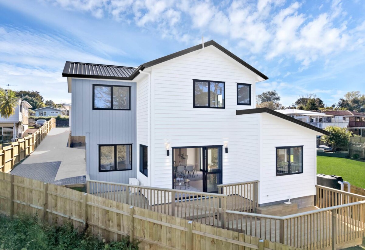 Brandnew Freestanding 5 bedrooms House with Bush Views, minutes from Shopping Centres, parks, schools, Lot 3/76 Ennis Avenue, Pakuranga Heights, Auckland