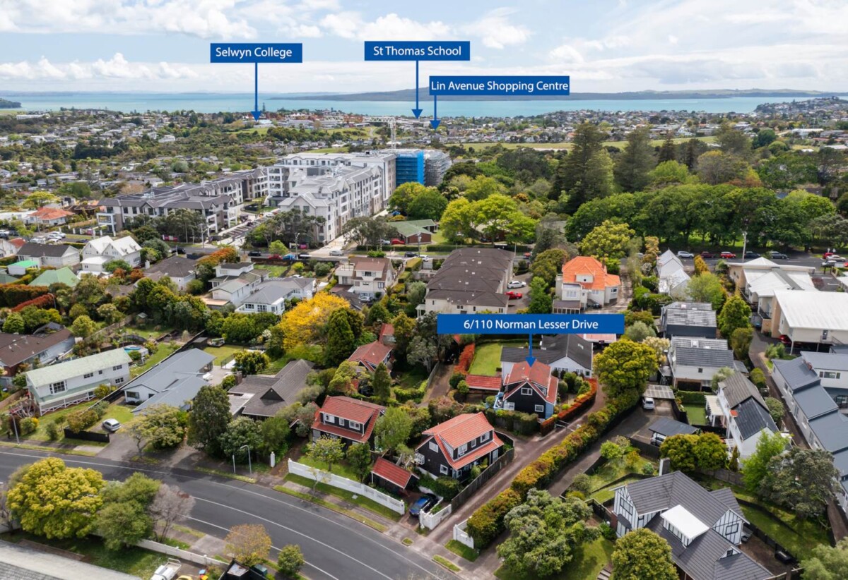 Charming 3 bedrooms home, Top School Zone, moments from shops, transport, 6/110 Norman Lesser Drive, St Johns, Auckland