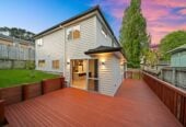 5 bedrooms house, just a short drive from Glenfield Mall, 45A Hogans Road, Glenfield, Auckland