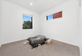 2 bedrooms apartment, just a short walk to the GI train station, bus hub, supermarkets, 0.3 km to Ruapotaka School, 1.2 km to Tamaki College, 102, 7C Hinaki Street, Pt England, Auckland