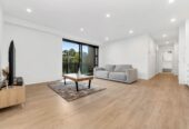 2 bedrooms apartment, just a short walk to the GI train station, bus hub, supermarkets, 0.3 km to Ruapotaka School, 1.2 km to Tamaki College, 102, 7C Hinaki Street, Pt England, Auckland